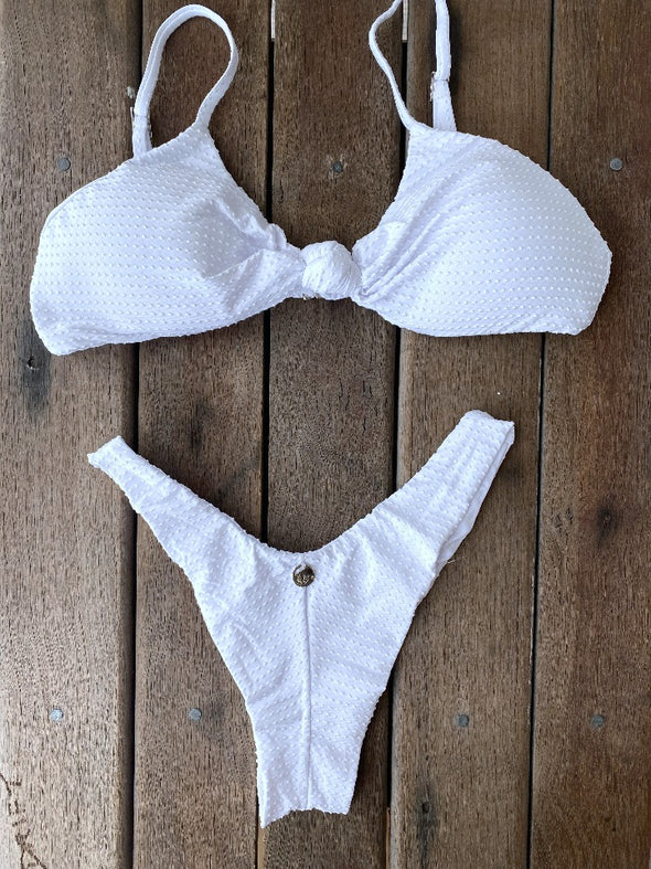Bikini Seamless Bottom Knotted Top White (textured)