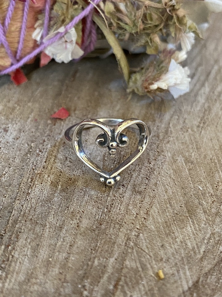 Silver 925 Ring - Deva's Heart