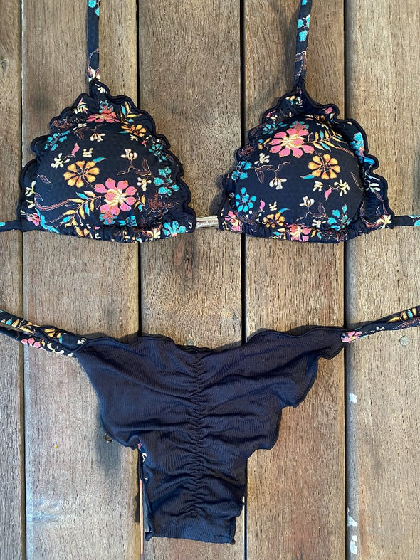 Bikini Tie Sides Ripple Sancho (black border)